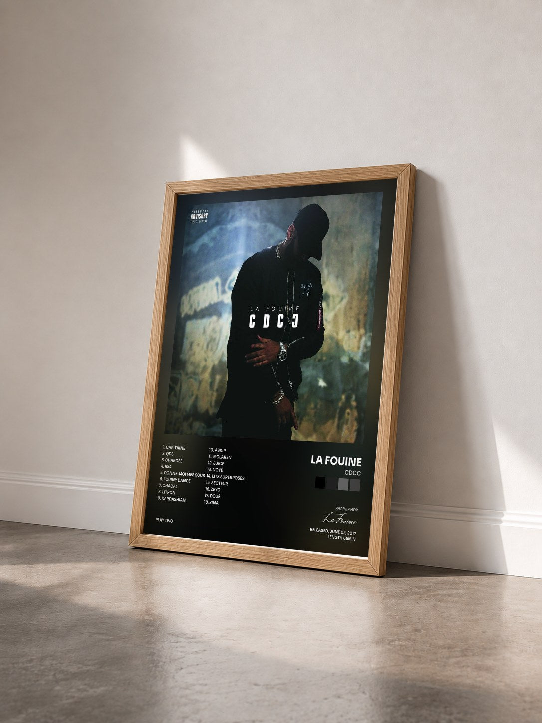 #bois Tableau de l'album CDCC de La Fouine vu de trois quarts, cadre en bois brut