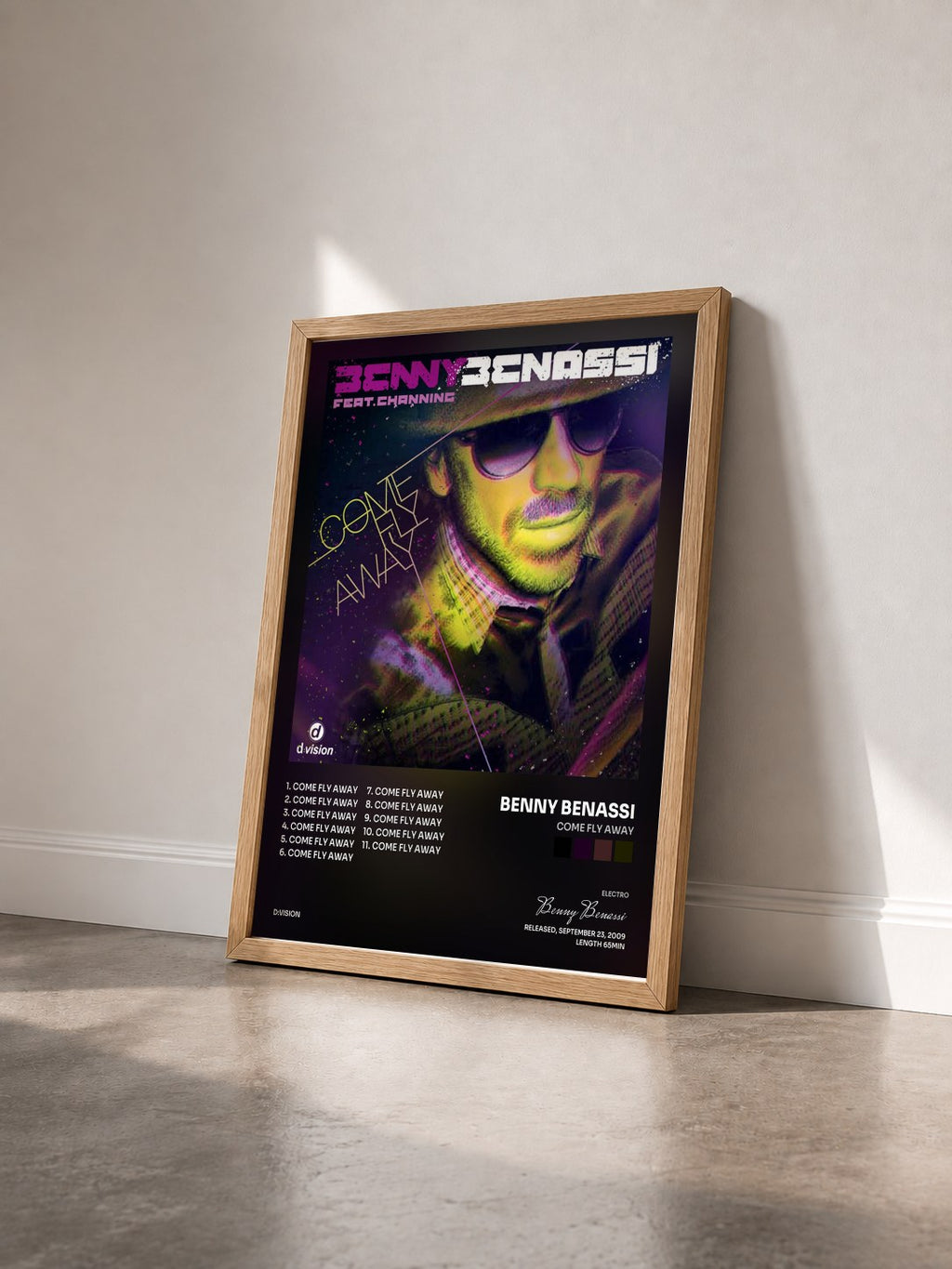 #bois Tableau de l'album Come Fly Away de Benny Benassi vu de trois quarts, cadre en bois brut