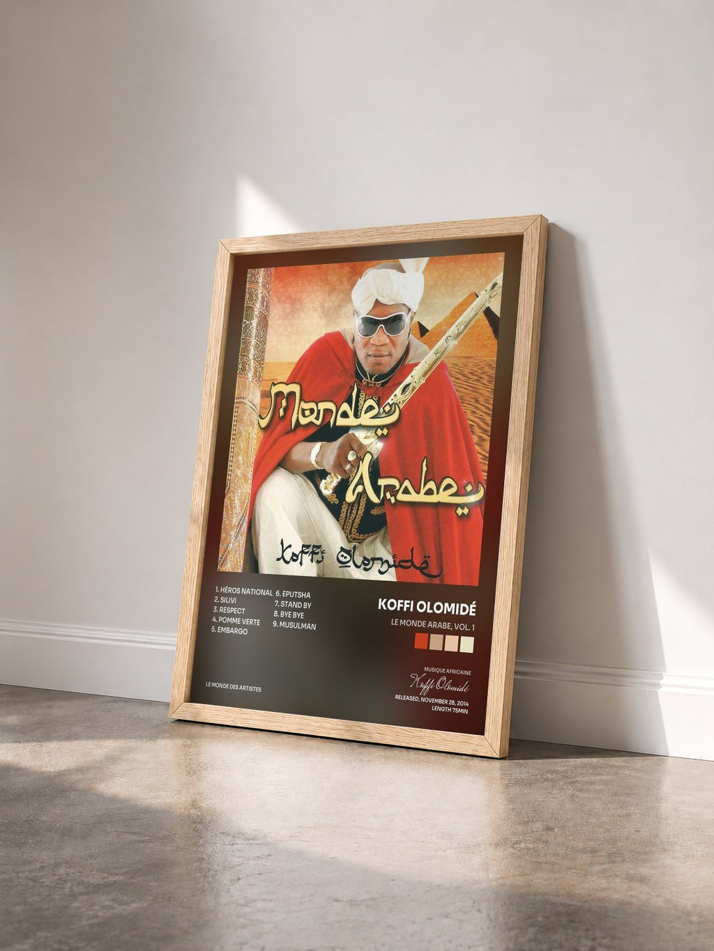 #bois Tableau de l'album Le monde arabe, vol. 1 de Koffi Olomidé vu de trois quarts, cadre en bois brut
