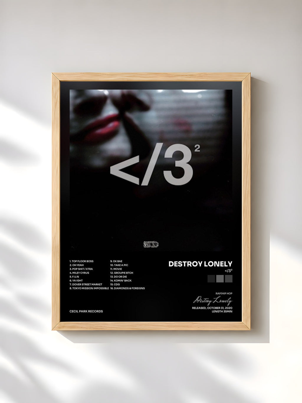 #bois Tableau de l'album </3² de Destroy Lonely, cadre en bois brut, imprimé et encadré en France