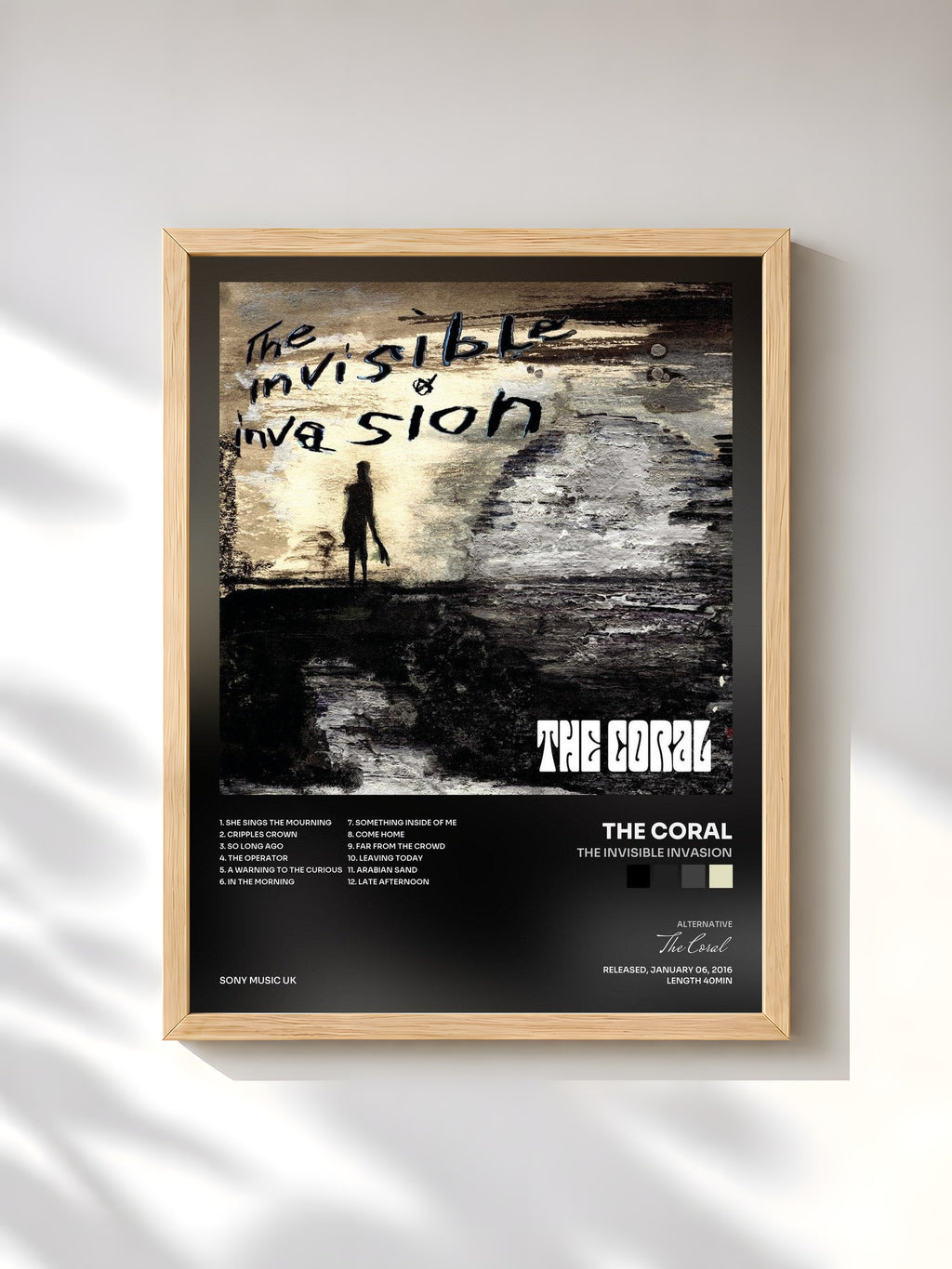 #bois Tableau de l'album The Invisible Invasion de The Coral, cadre en bois brut, imprimé et encadré en France