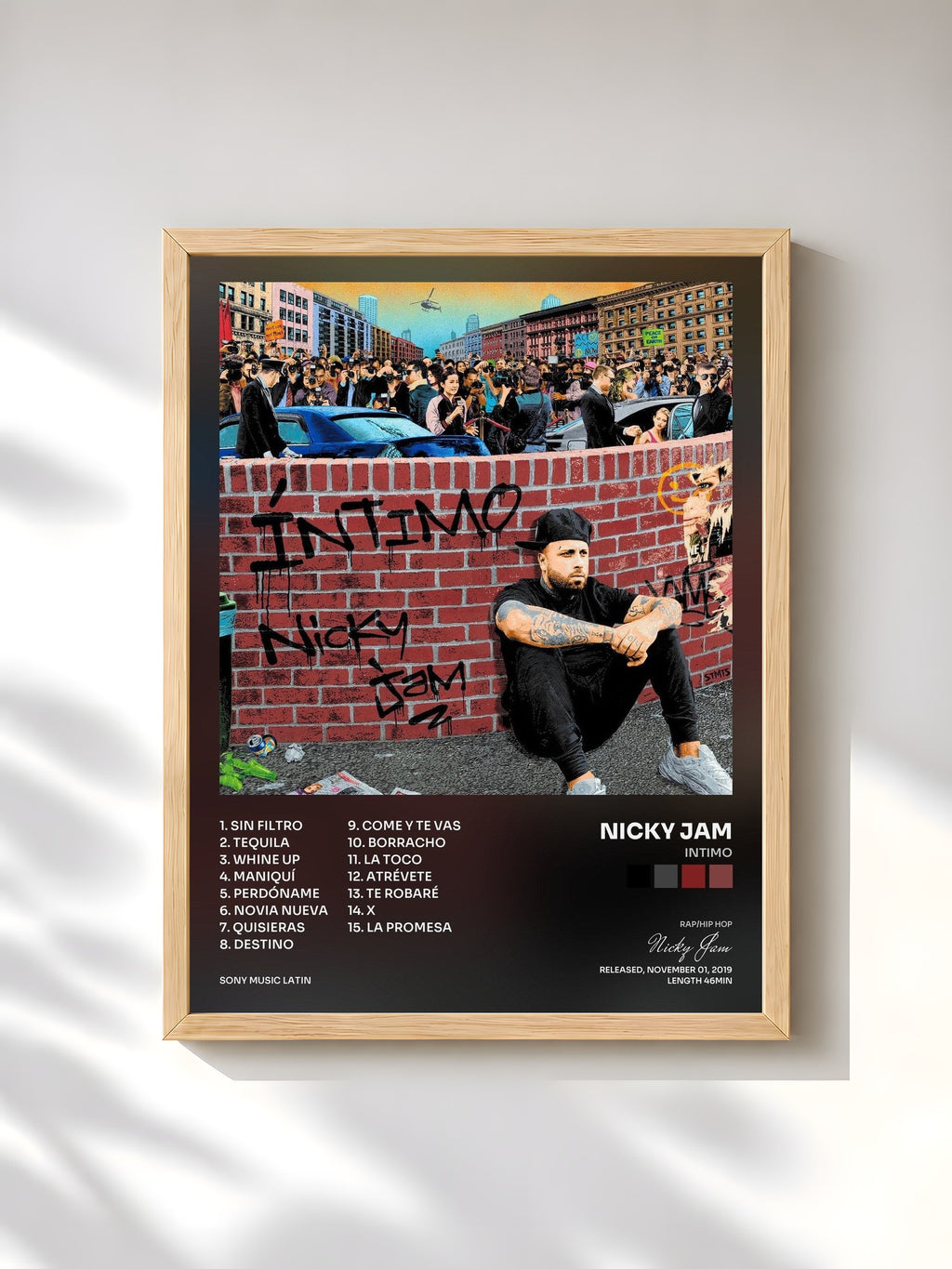 #bois Tableau de l'album Intimo de Nicky Jam, cadre en bois brut, imprimé et encadré en France