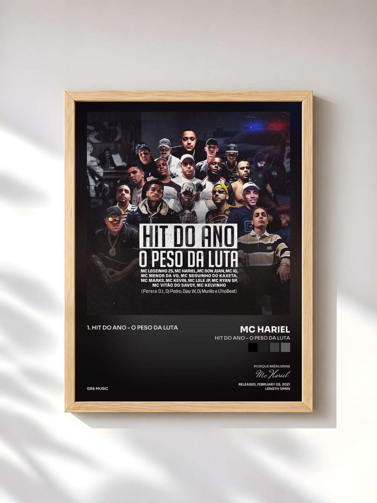 #bois Tableau de l'album Hit do Ano - O Peso da Luta de Mc Hariel, cadre en bois brut, imprimé et encadré en France