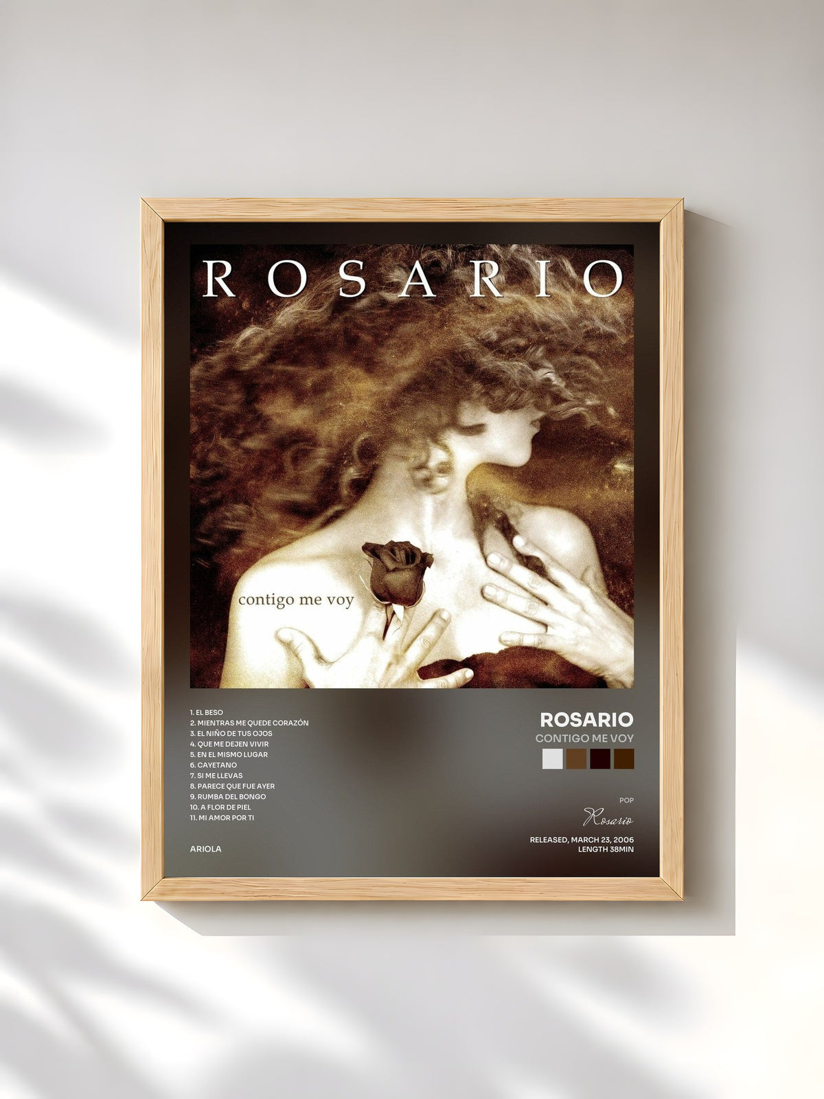 #bois Tableau de l'album Contigo Me Voy de Rosario, cadre en bois brut, imprimé et encadré en France
