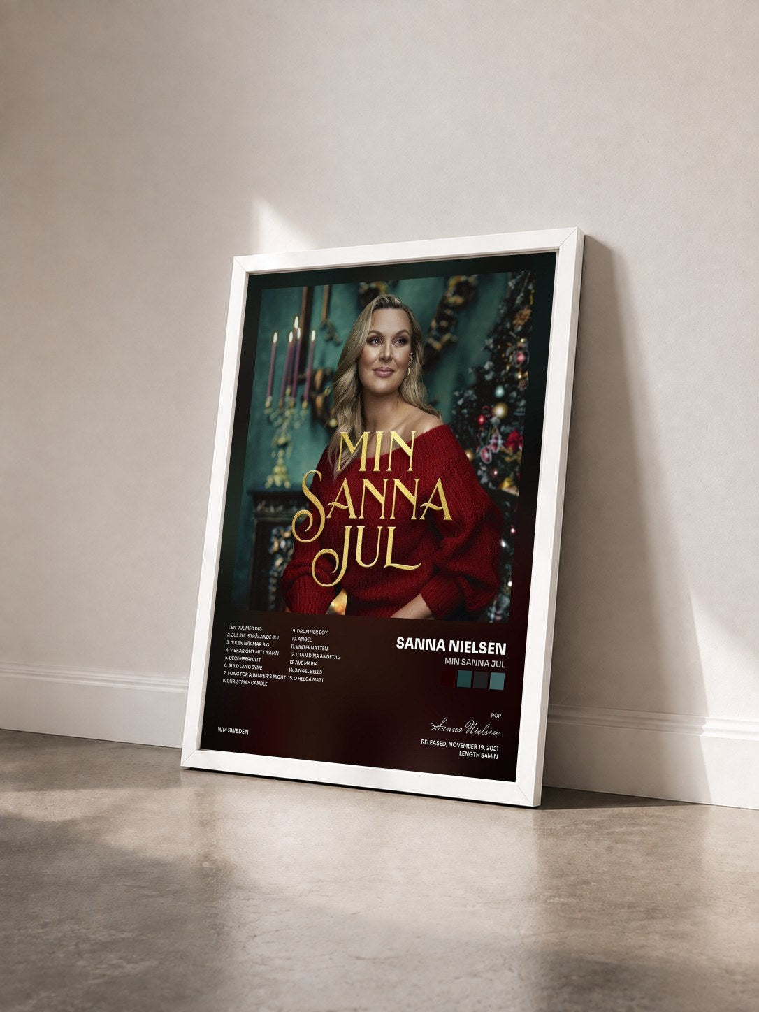 #blanc Tableau de l'album Min Sanna jul de Sanna Nielsen vu de trois quarts, cadre blanc