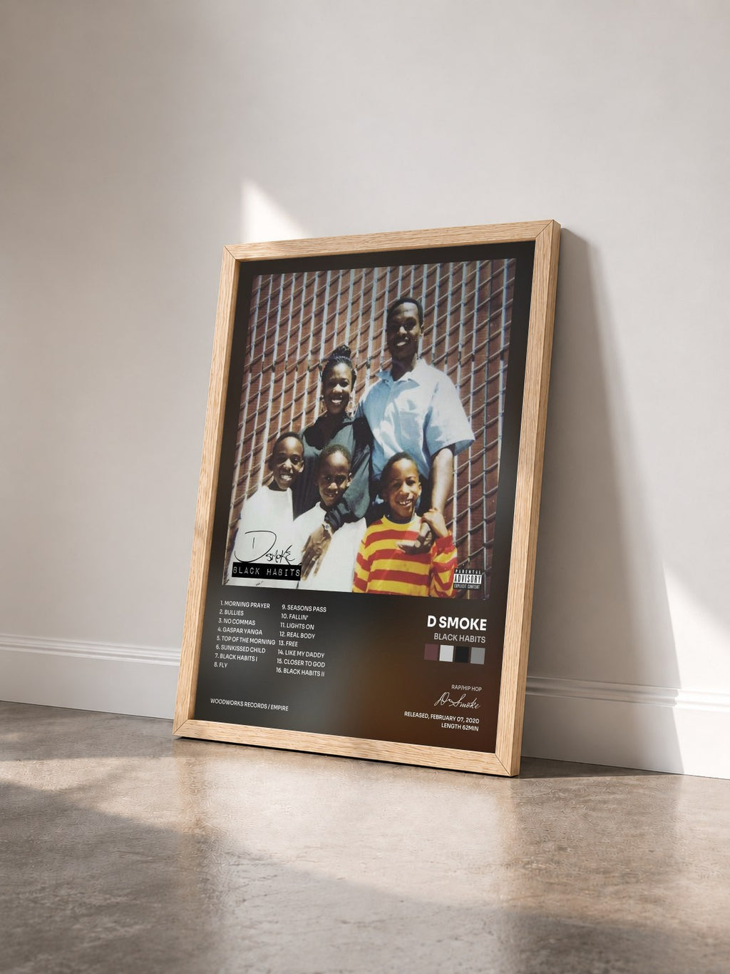 #bois Tableau de l'album Black Habits de D Smoke vu de trois quarts, cadre en bois brut
