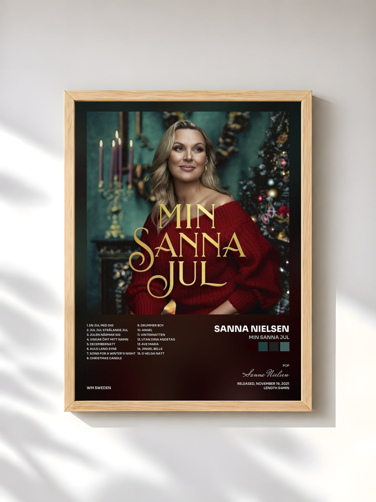 #bois Tableau de l'album Min Sanna jul de Sanna Nielsen, cadre en bois brut, imprimé et encadré en France