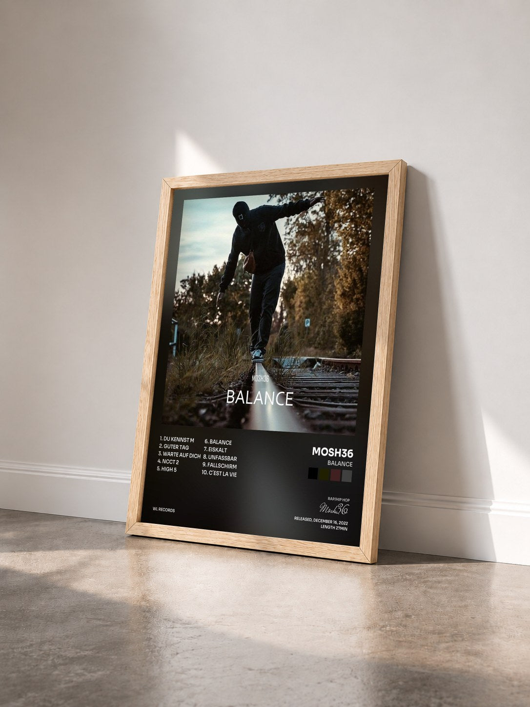 #bois Tableau de l'album Balance de Mosh36 vu de trois quarts, cadre en bois brut