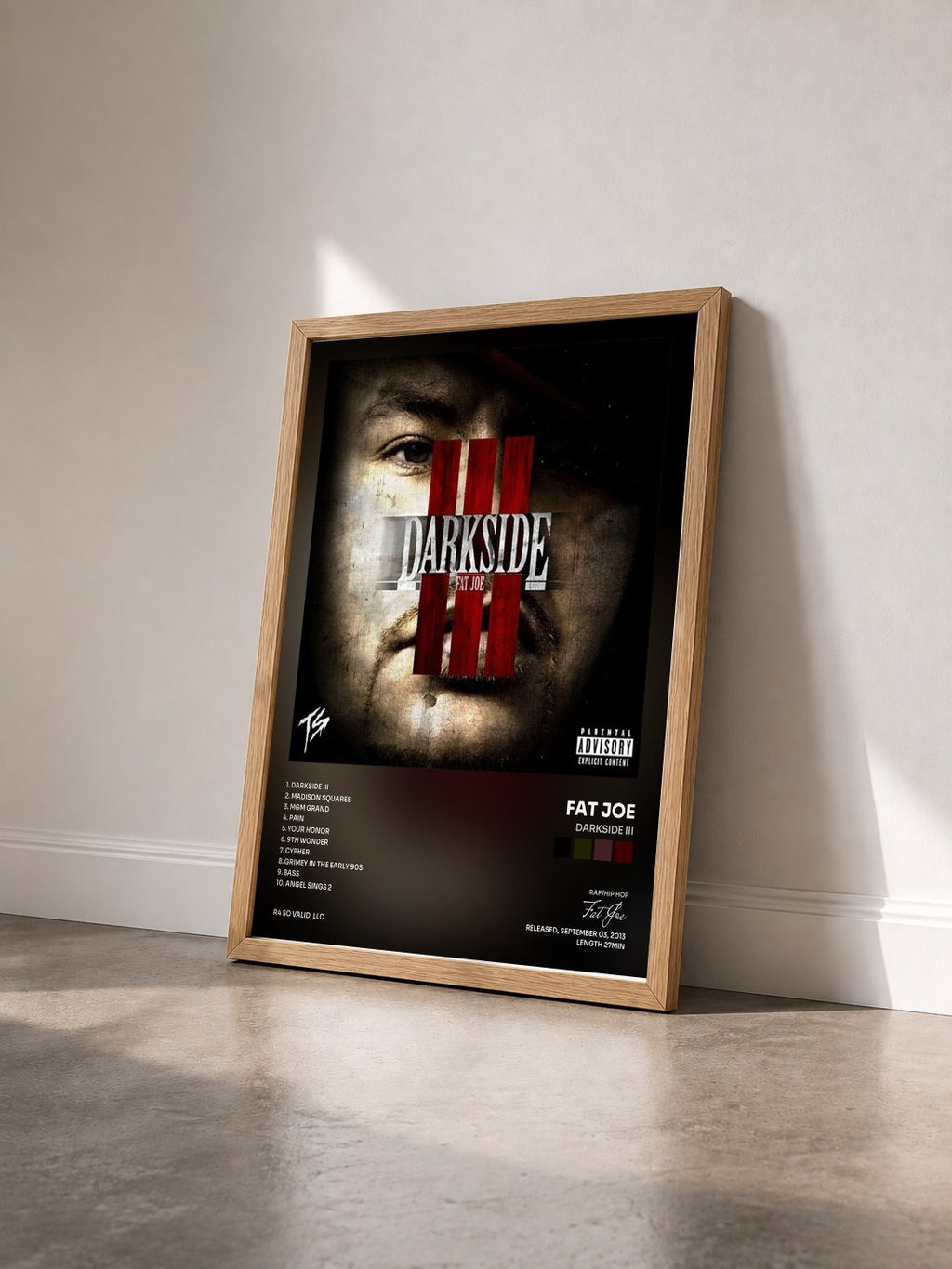 #bois Tableau de l'album Darkside III de Fat Joe vu de trois quarts, cadre en bois brut