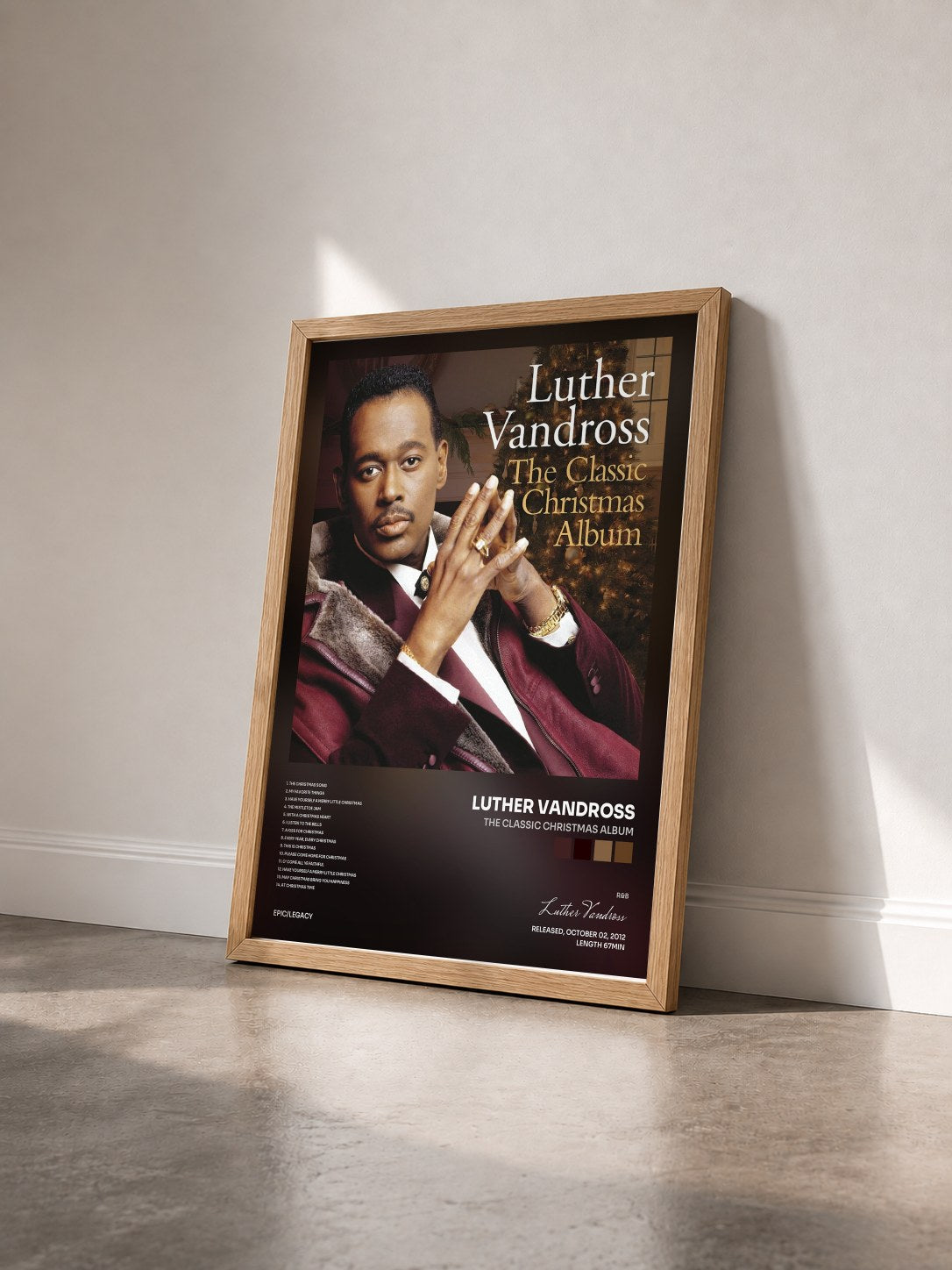 #bois Tableau de l'album The Classic Christmas Album de Luther Vandross vu de trois quarts, cadre en bois brut