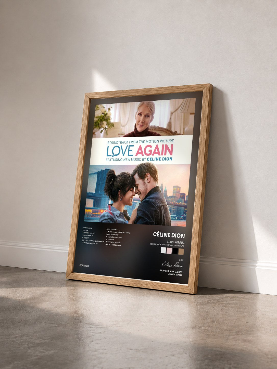 #bois Tableau de l'album Love Again (Soundtrack from the Motion Picture) de Céline Dion vu de trois quarts, cadre en bois brut
