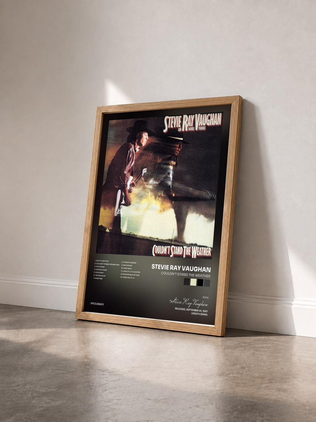 #bois Tableau de l'album Couldn't Stand The Weather de Stevie Ray Vaughan vu de trois quarts, cadre en bois brut