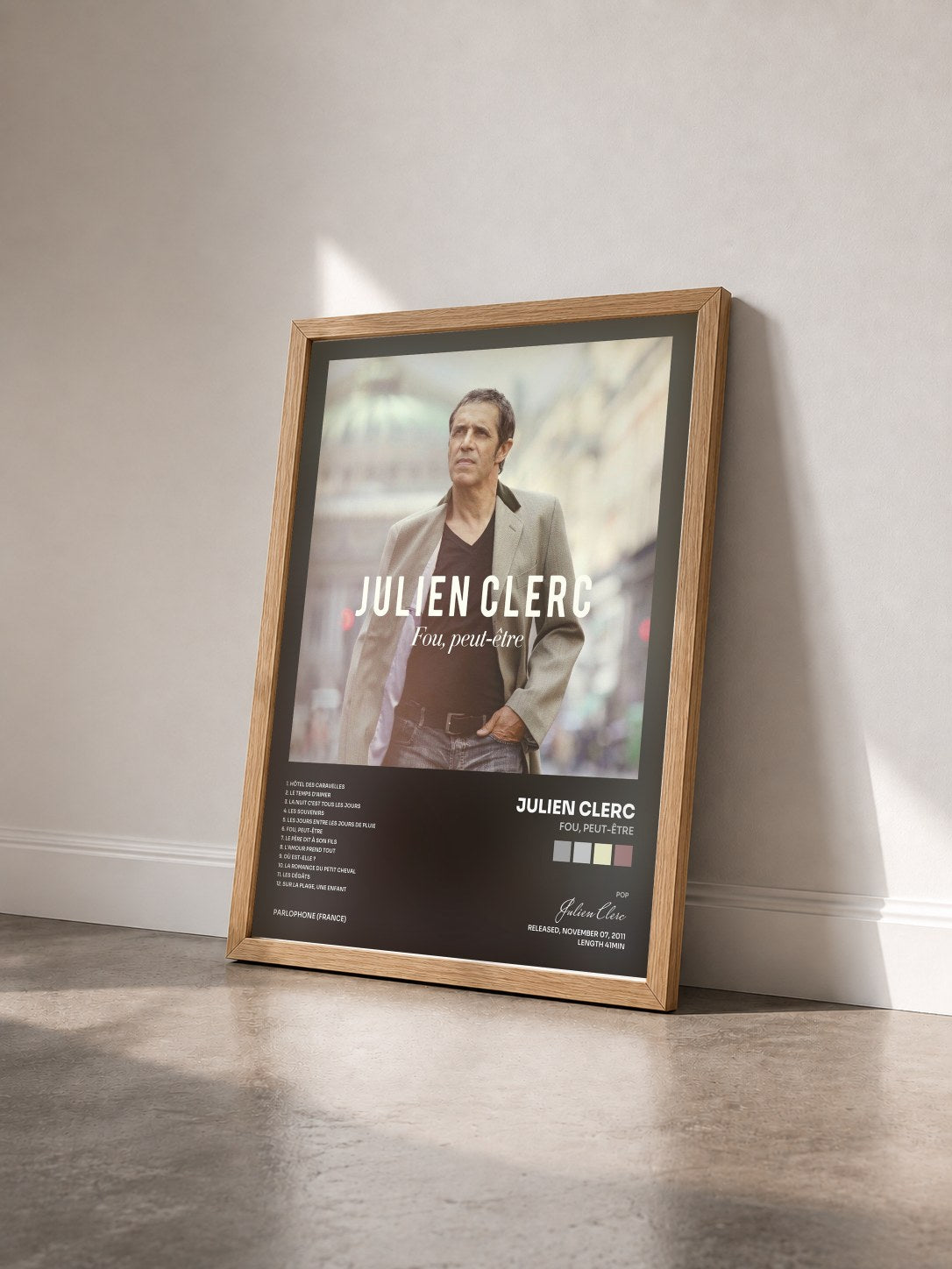 #bois Tableau de l'album Fou, peut-être de Julien Clerc vu de trois quarts, cadre en bois brut