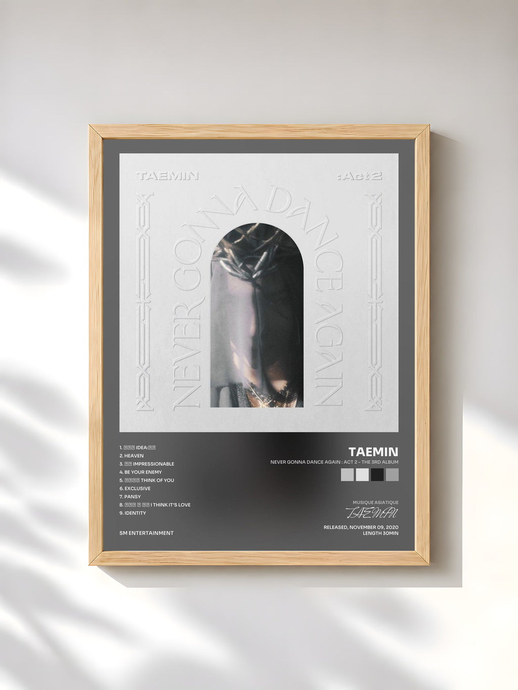 #bois Tableau de l'album Never Gonna Dance Again : Act 2 - The 3rd Album de TAEMIN, cadre en bois brut, imprimé et encadré en France