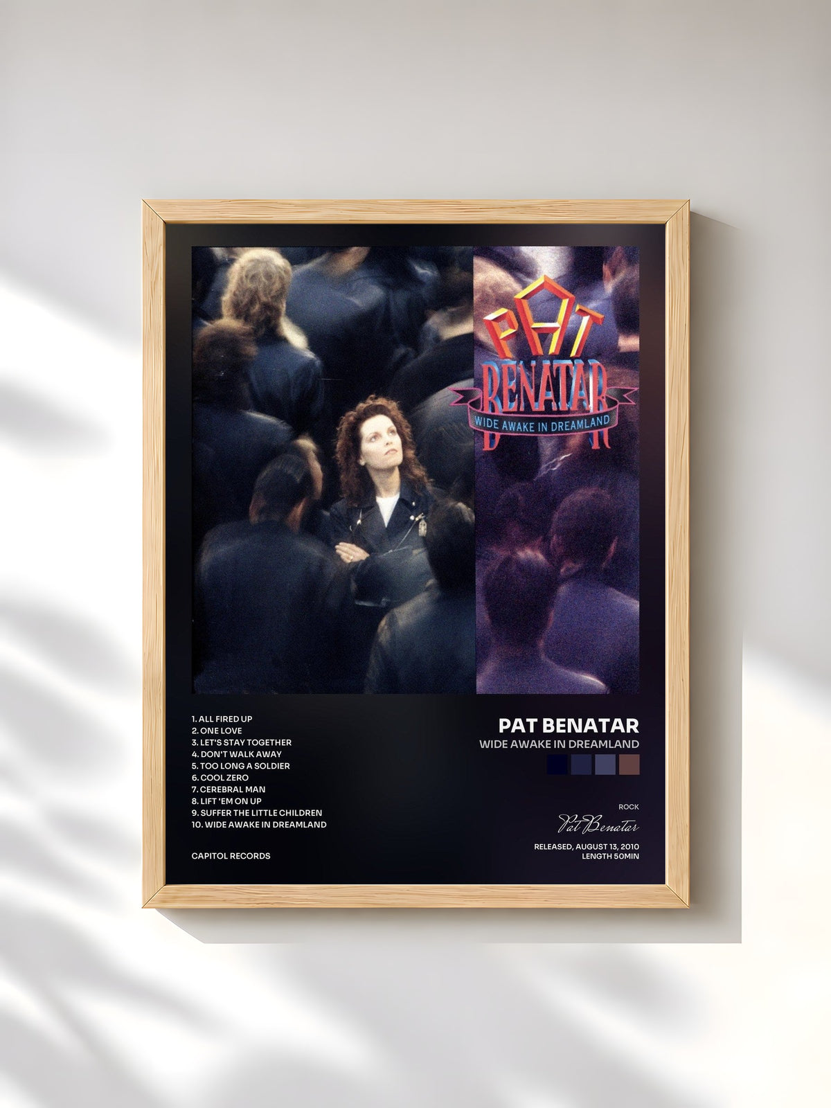 #bois Tableau de l'album Wide Awake In Dreamland de Pat Benatar, cadre en bois brut, imprimé et encadré en France
