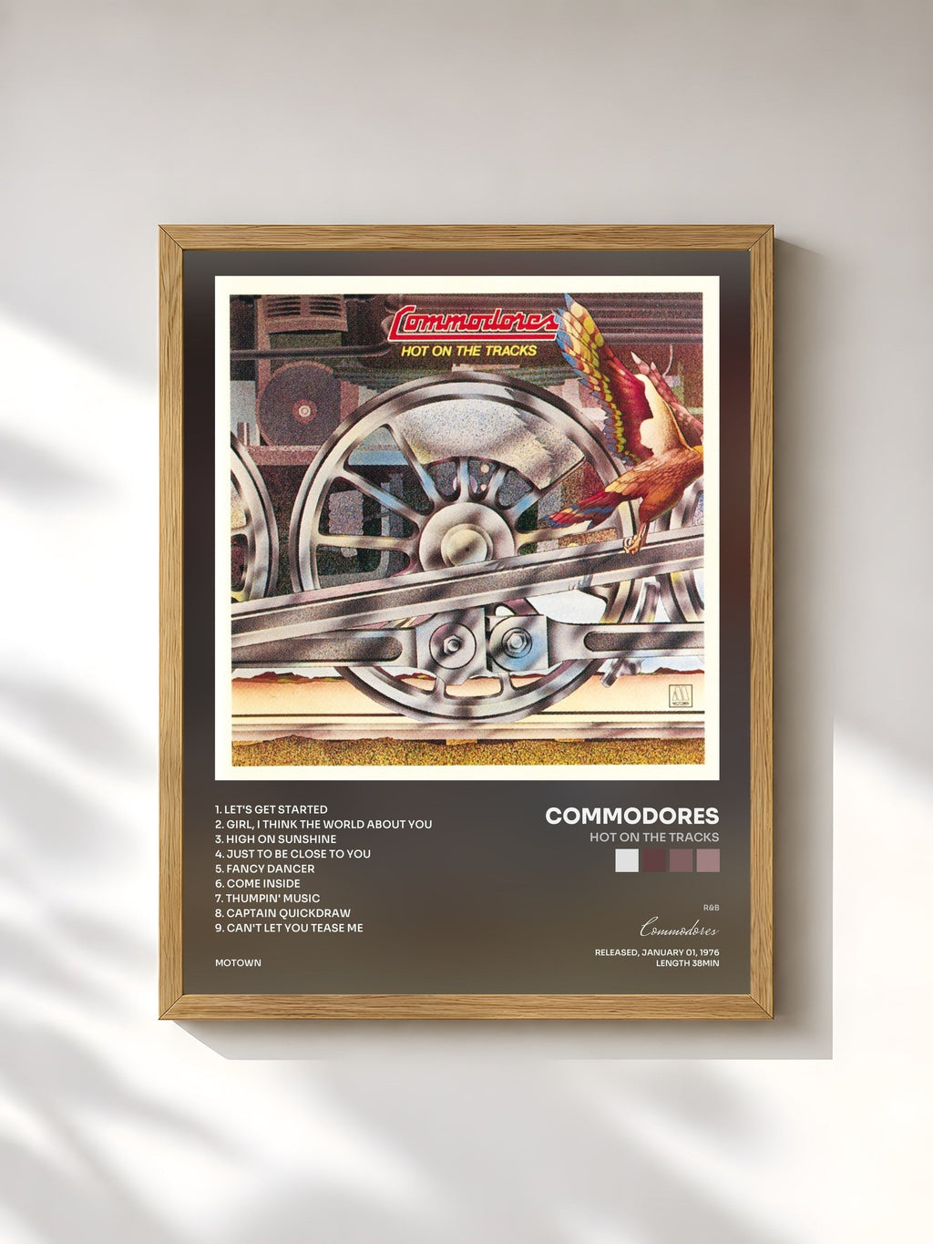 #bois Tableau de l'album Hot On The Tracks de Commodores, cadre en bois brut, imprimé et encadré en France