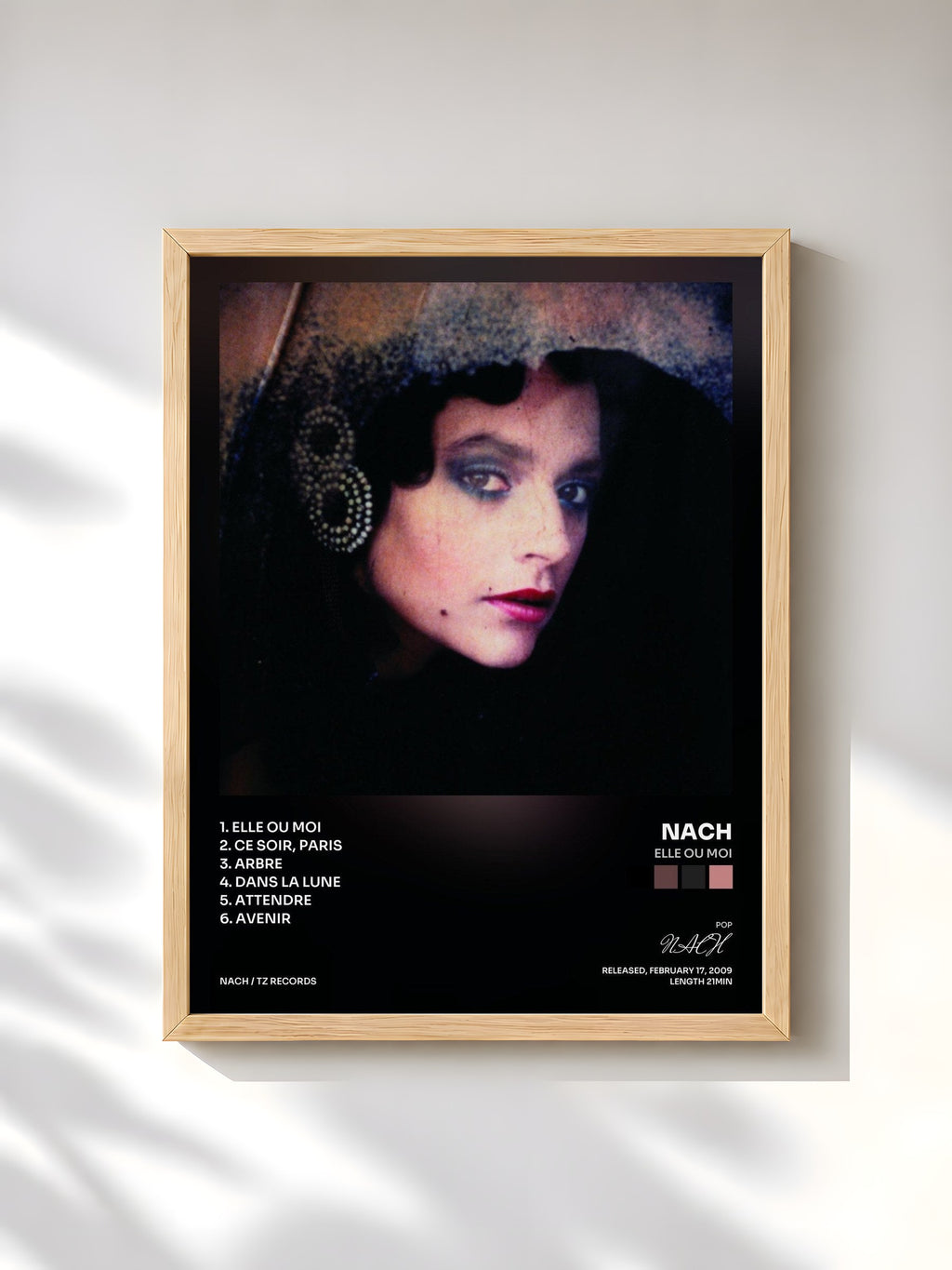 #bois Tableau de l'album Elle ou Moi de NACH, cadre en bois brut, imprimé et encadré en France