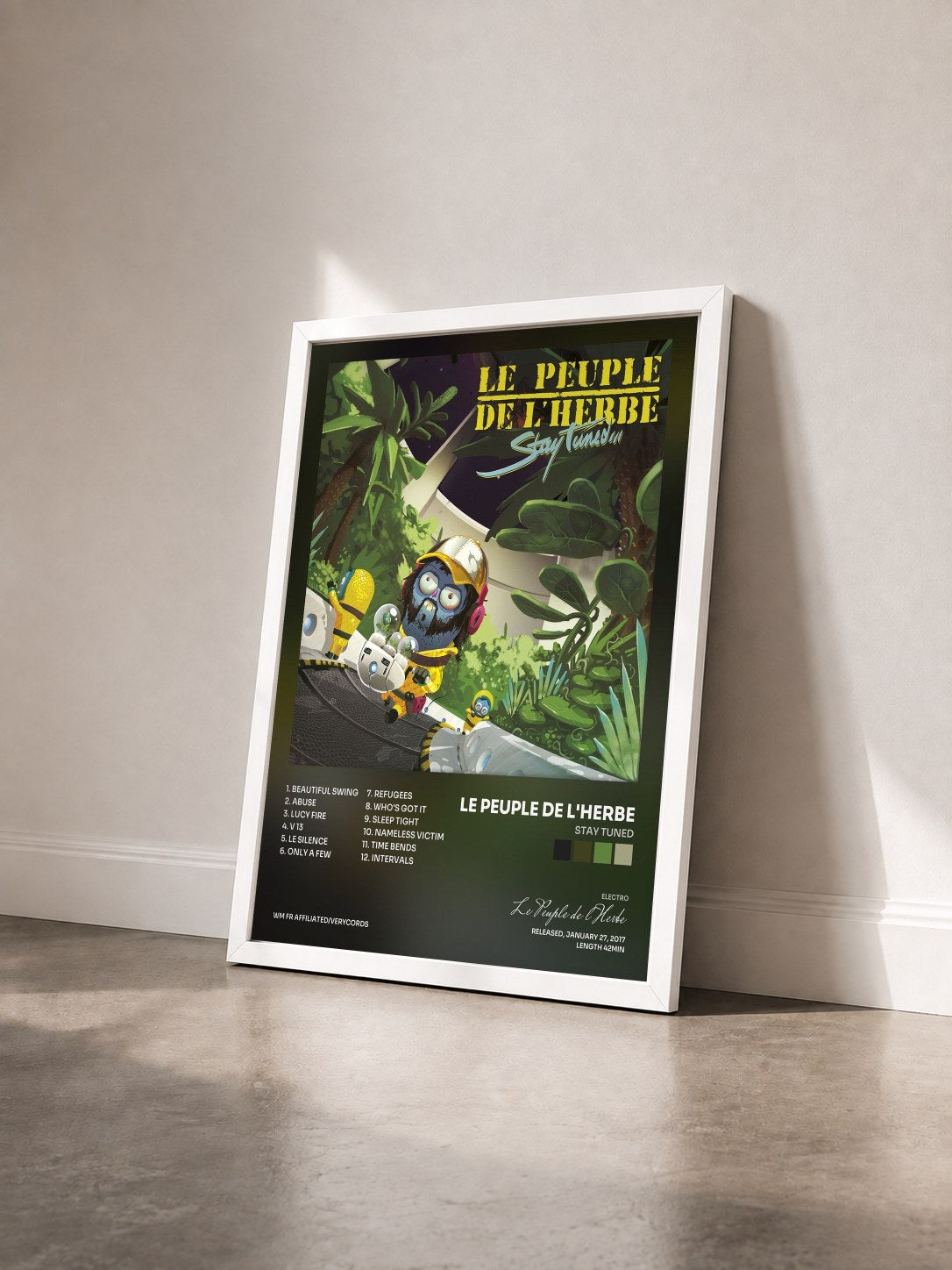 #blanc Tableau de l'album Stay Tuned de Le Peuple de l'Herbe vu de trois quarts, cadre blanc