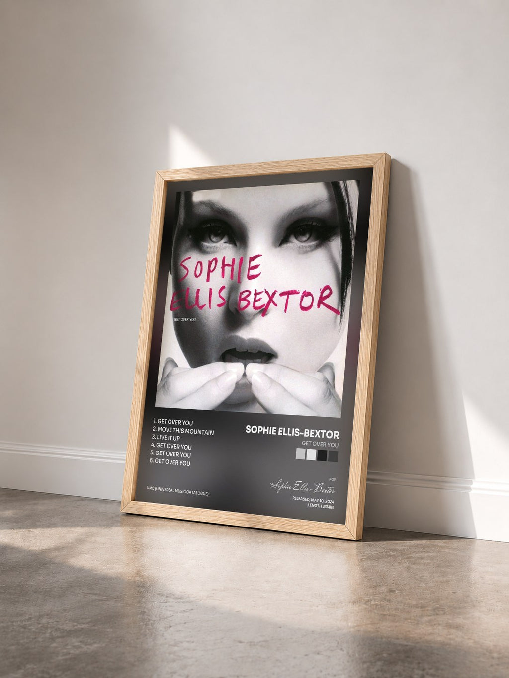 #bois Tableau de l'album Get Over You de Sophie Ellis-Bextor vu de trois quarts, cadre en bois brut