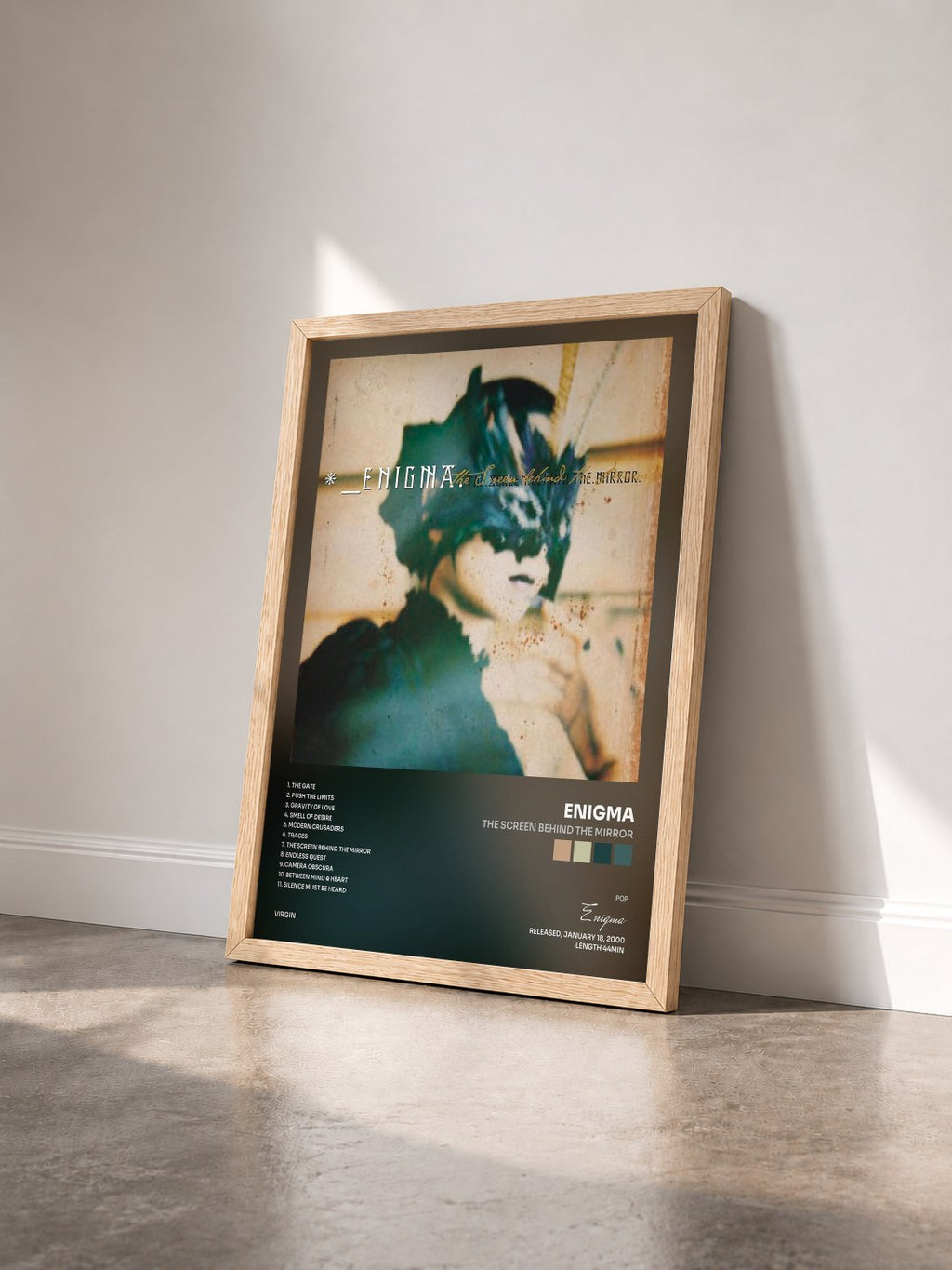 #bois Tableau de l'album The Screen Behind The Mirror de Enigma vu de trois quarts, cadre en bois brut