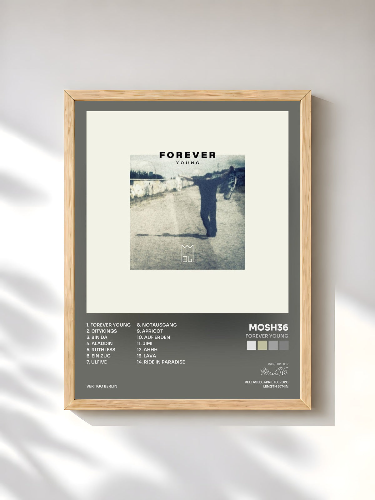 #bois Tableau de l'album Forever Young de Mosh36, cadre en bois brut, imprimé et encadré en France
