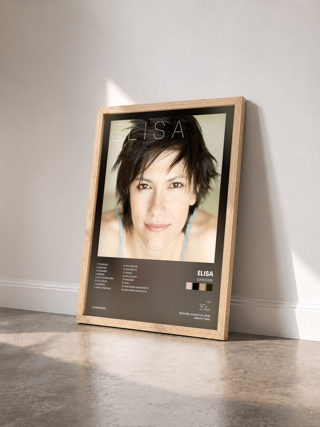 #bois Tableau de l'album Dancing de Elisa vu de trois quarts, cadre en bois brut
