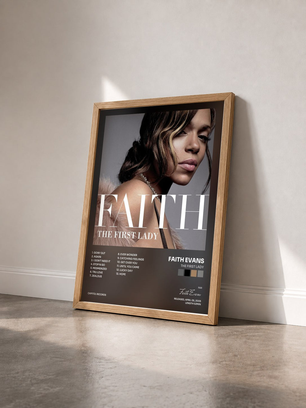 #bois Tableau de l'album The First Lady de Faith Evans vu de trois quarts, cadre en bois brut