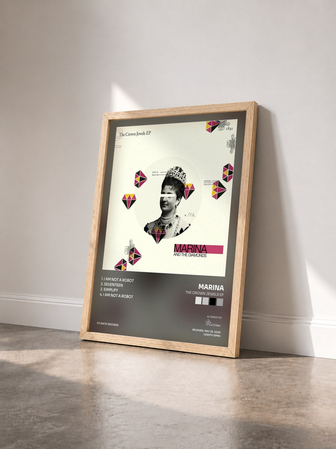#bois Tableau de l'album The Crown Jewels EP de Marina vu de trois quarts, cadre en bois brut