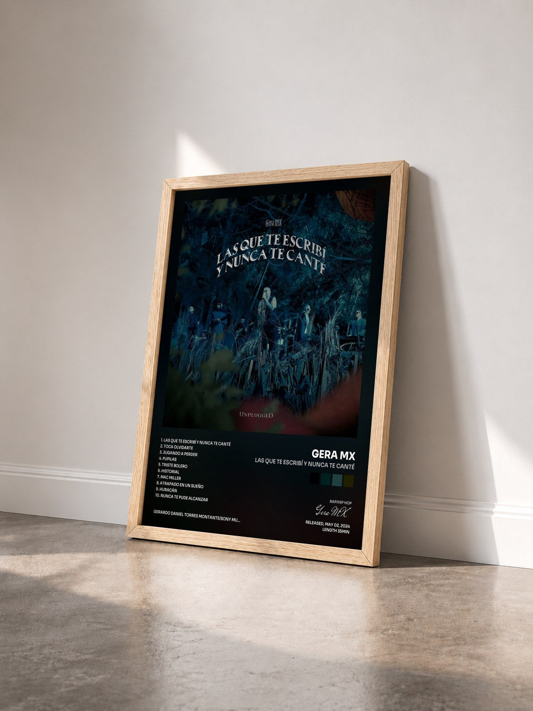 #bois Tableau de l'album Las Que Te Escribí y Nunca Te Canté de Gera MX vu de trois quarts, cadre en bois brut