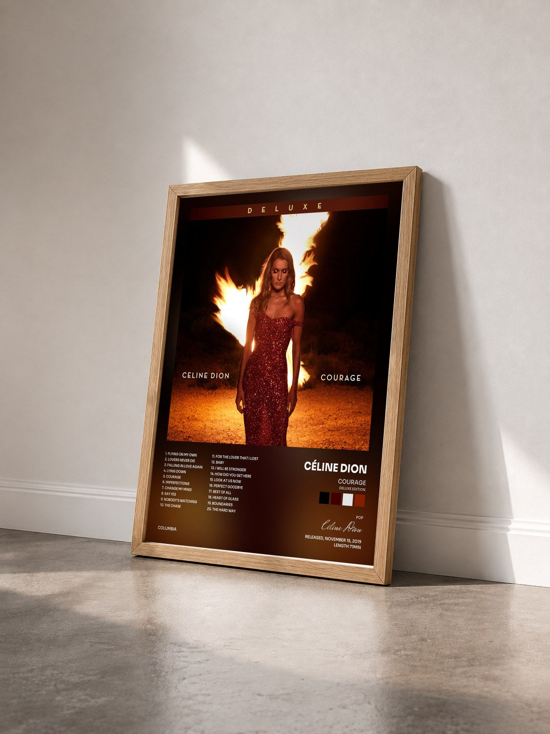 #bois Tableau de l'album Courage (Deluxe Edition) de Céline Dion vu de trois quarts, cadre en bois brut