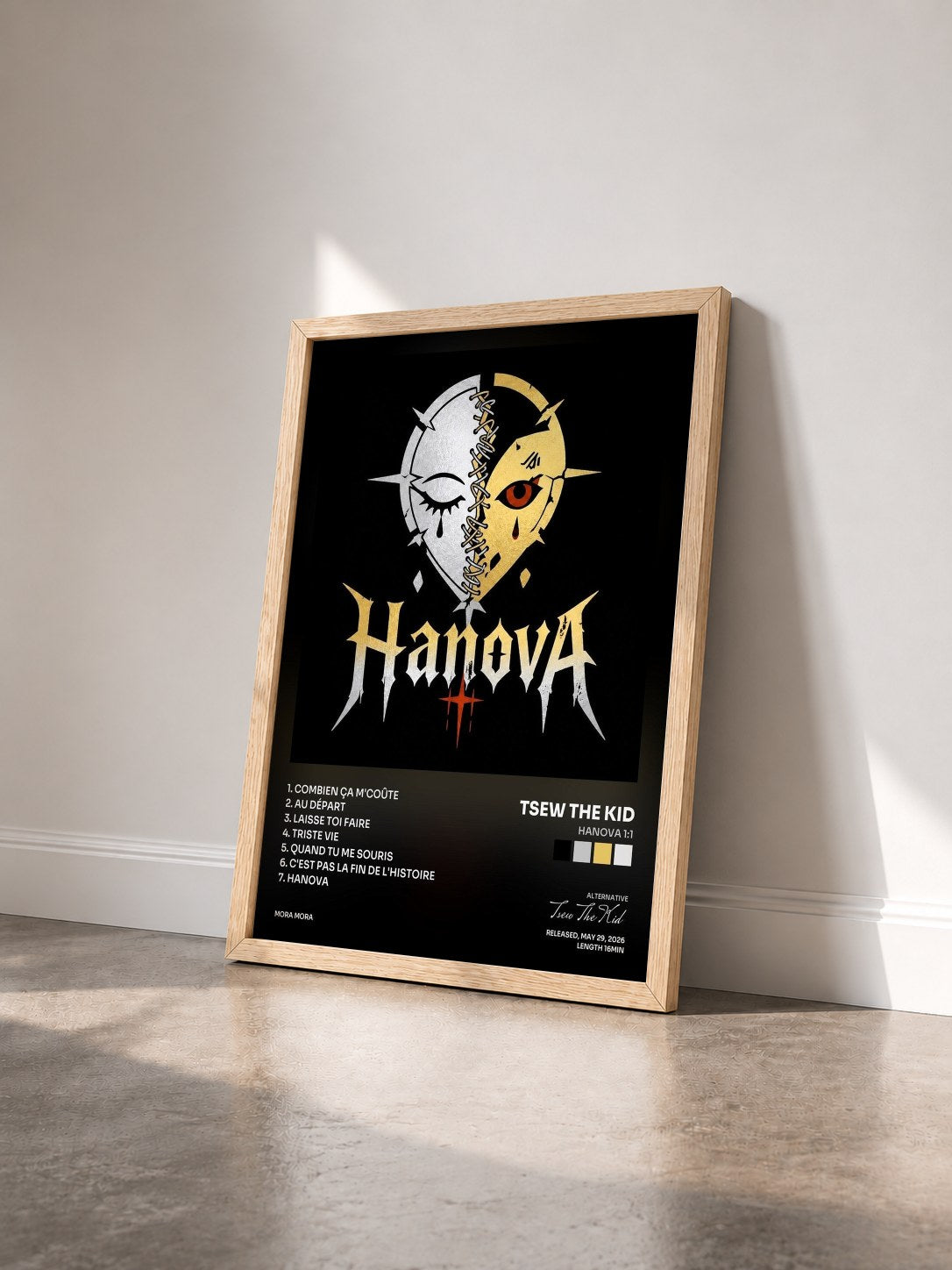 #bois Tableau de l'album HANOVA 1:1 de Tsew The Kid vu de trois quarts, cadre en bois brut
