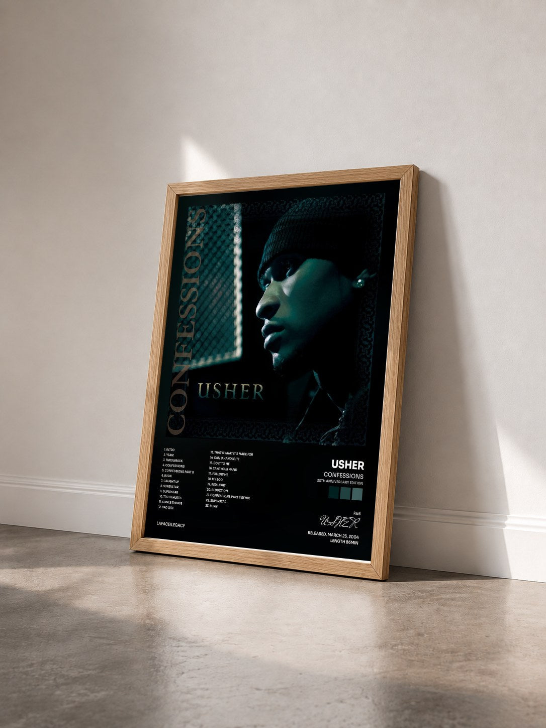 #bois Tableau de l'album Confessions (20th Anniversary Edition) de USHER vu de trois quarts, cadre en bois brut