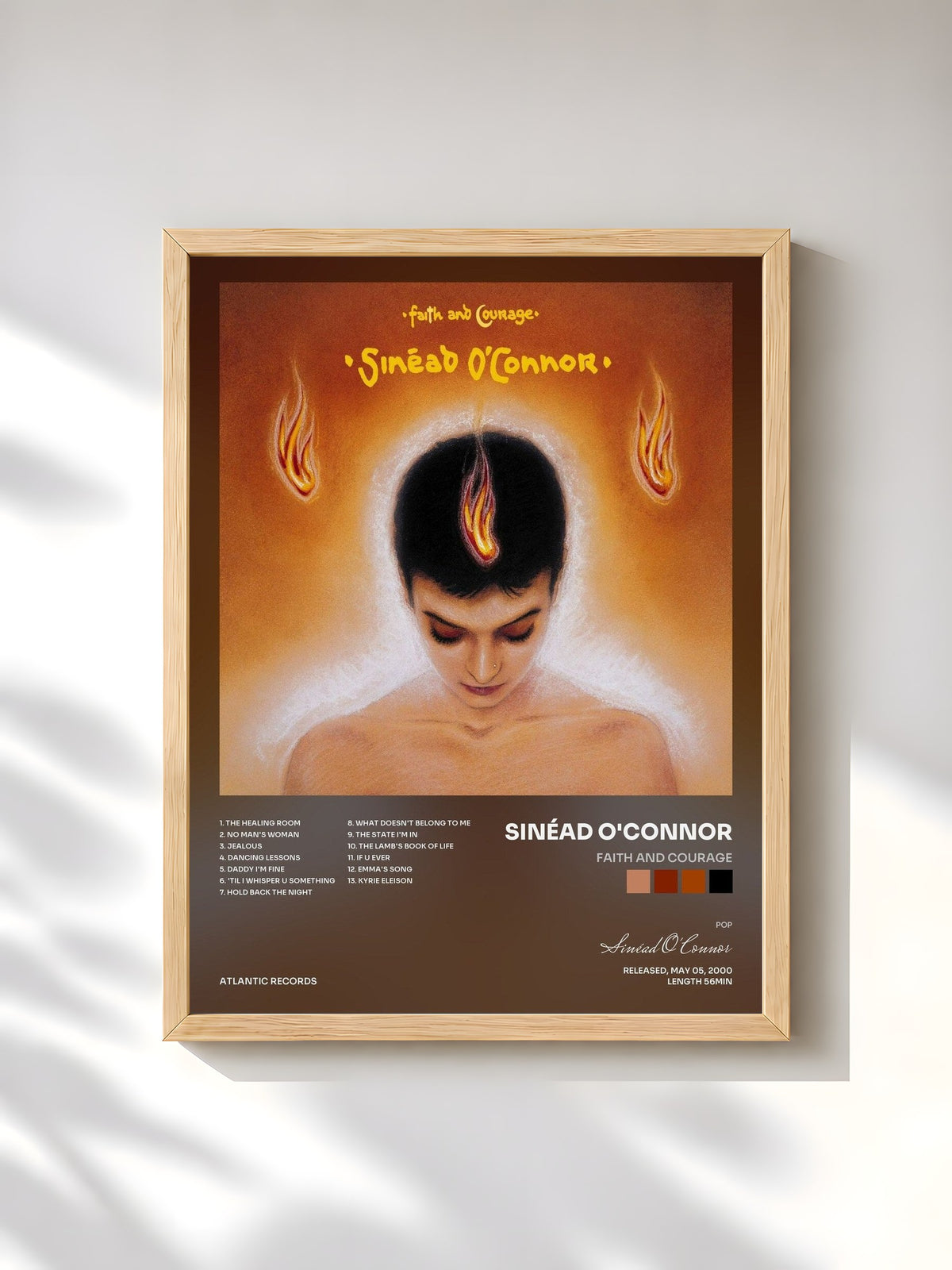 #bois Tableau de l'album Faith and Courage de Sinéad O'Connor, cadre en bois brut, imprimé et encadré en France