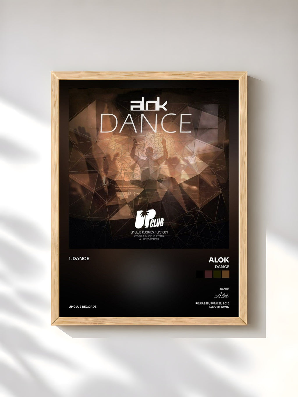 #bois Tableau de l'album Dance de Alok, cadre en bois brut, imprimé et encadré en France