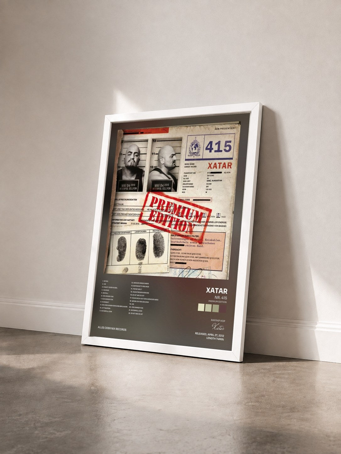 #blanc Tableau de l'album Nr. 415 (Premium Edition) de Xatar vu de trois quarts, cadre blanc