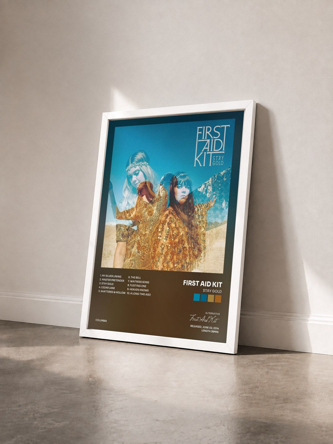 #blanc Tableau de l'album Stay Gold de First Aid Kit vu de trois quarts, cadre blanc
