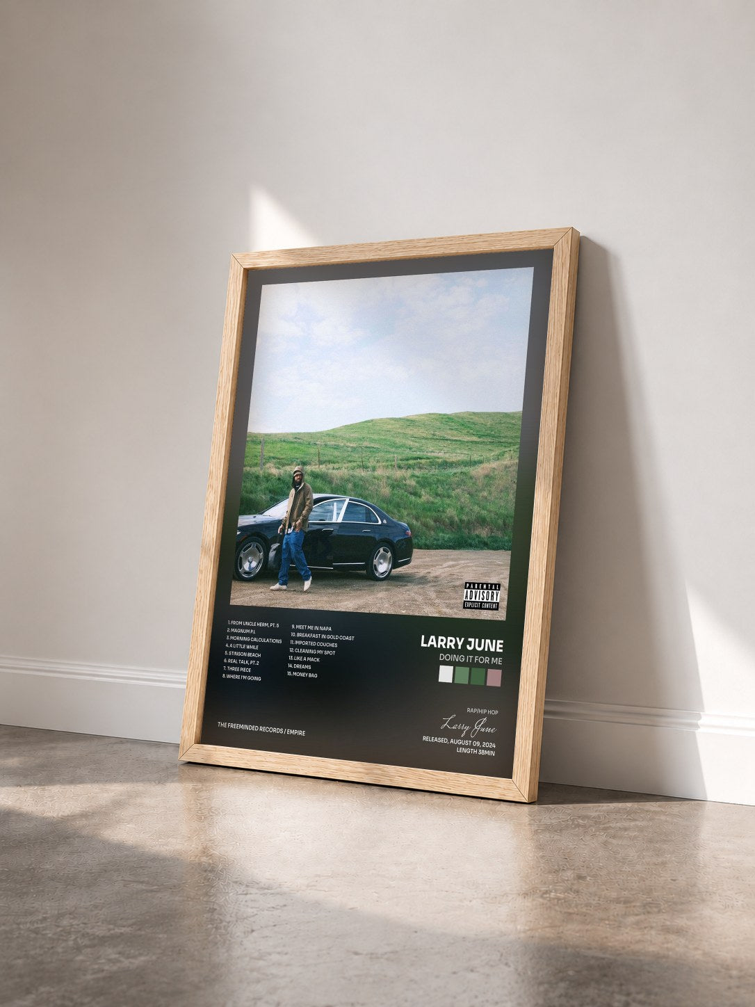 #bois Tableau de l'album Doing It For Me de Larry June vu de trois quarts, cadre en bois brut