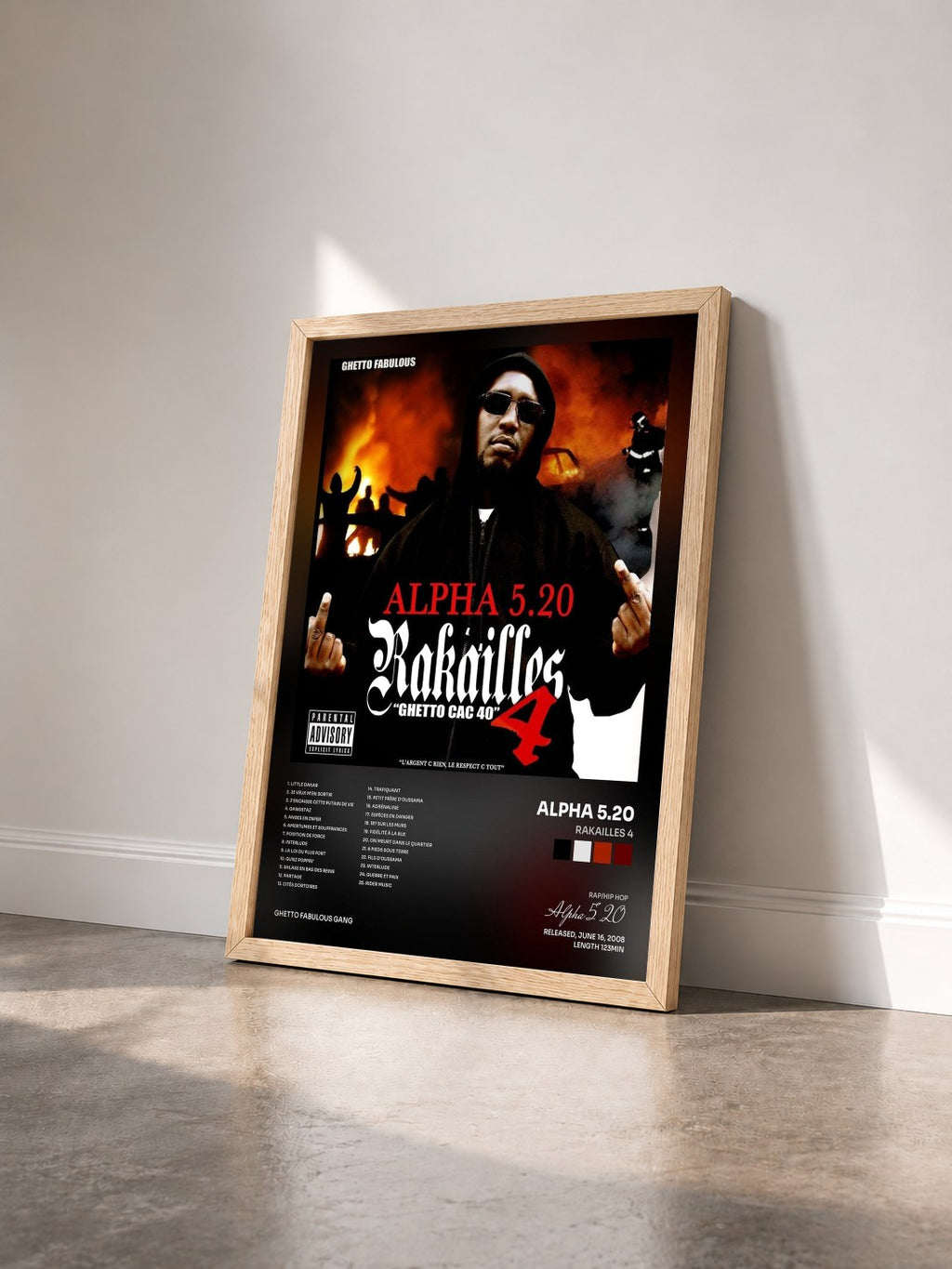 #bois Tableau de l'album Rakailles 4 de Alpha 5.20 vu de trois quarts, cadre en bois brut