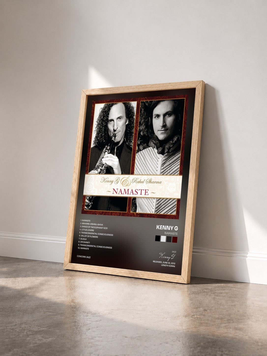 #bois Tableau de l'album Namaste de Kenny G vu de trois quarts, cadre en bois brut