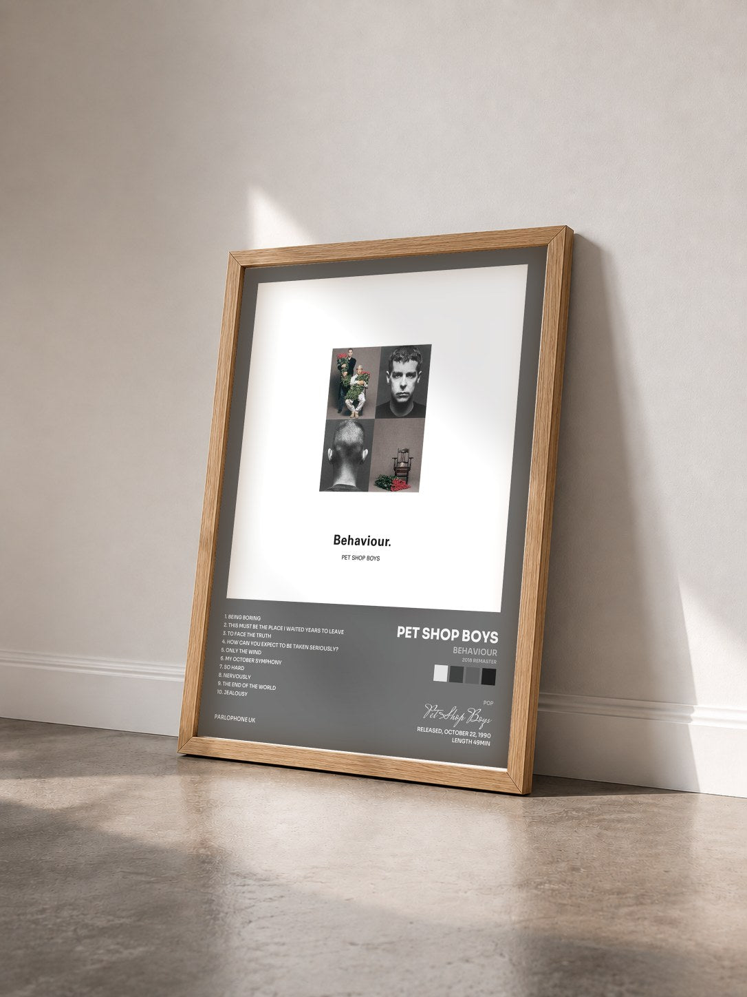 #bois Tableau de l'album Behaviour (2018 Remaster) de Pet Shop Boys vu de trois quarts, cadre en bois brut