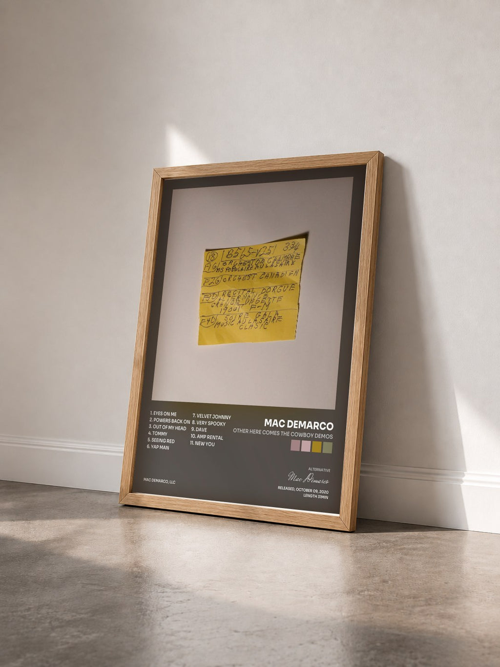 #bois Tableau de l'album Other Here Comes The Cowboy Demos de Mac Demarco vu de trois quarts, cadre en bois brut