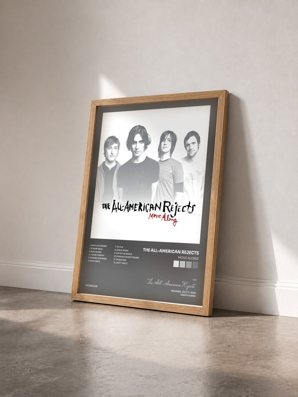 #bois Tableau de l'album Move Along de The All-American Rejects vu de trois quarts, cadre en bois brut