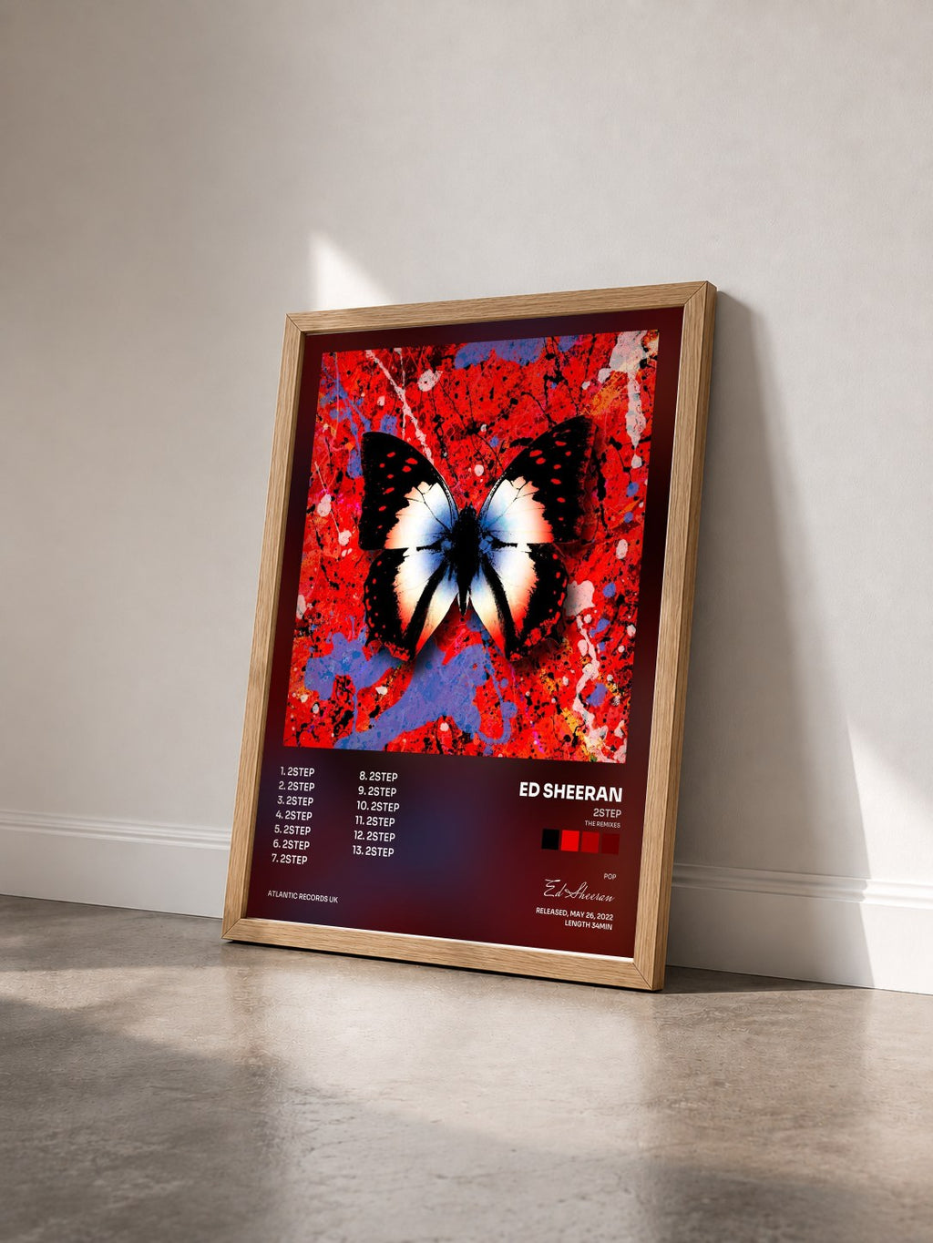 #bois Tableau de l'album 2step (The Remixes) de Ed Sheeran vu de trois quarts, cadre en bois brut