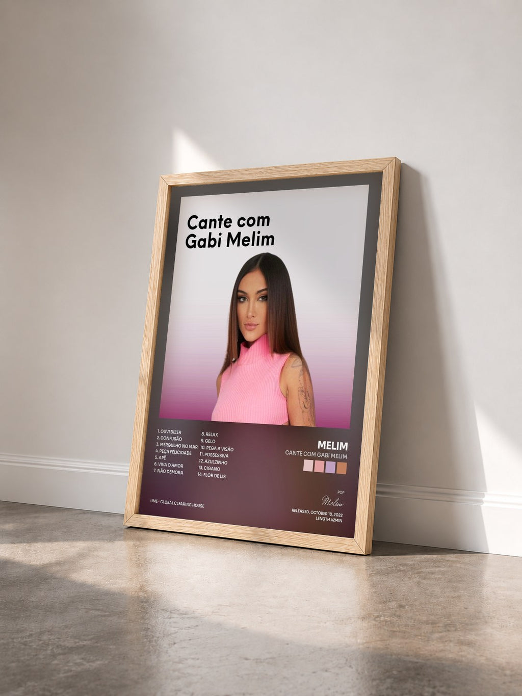 #bois Tableau de l'album Cante com Gabi Melim de Melim vu de trois quarts, cadre en bois brut