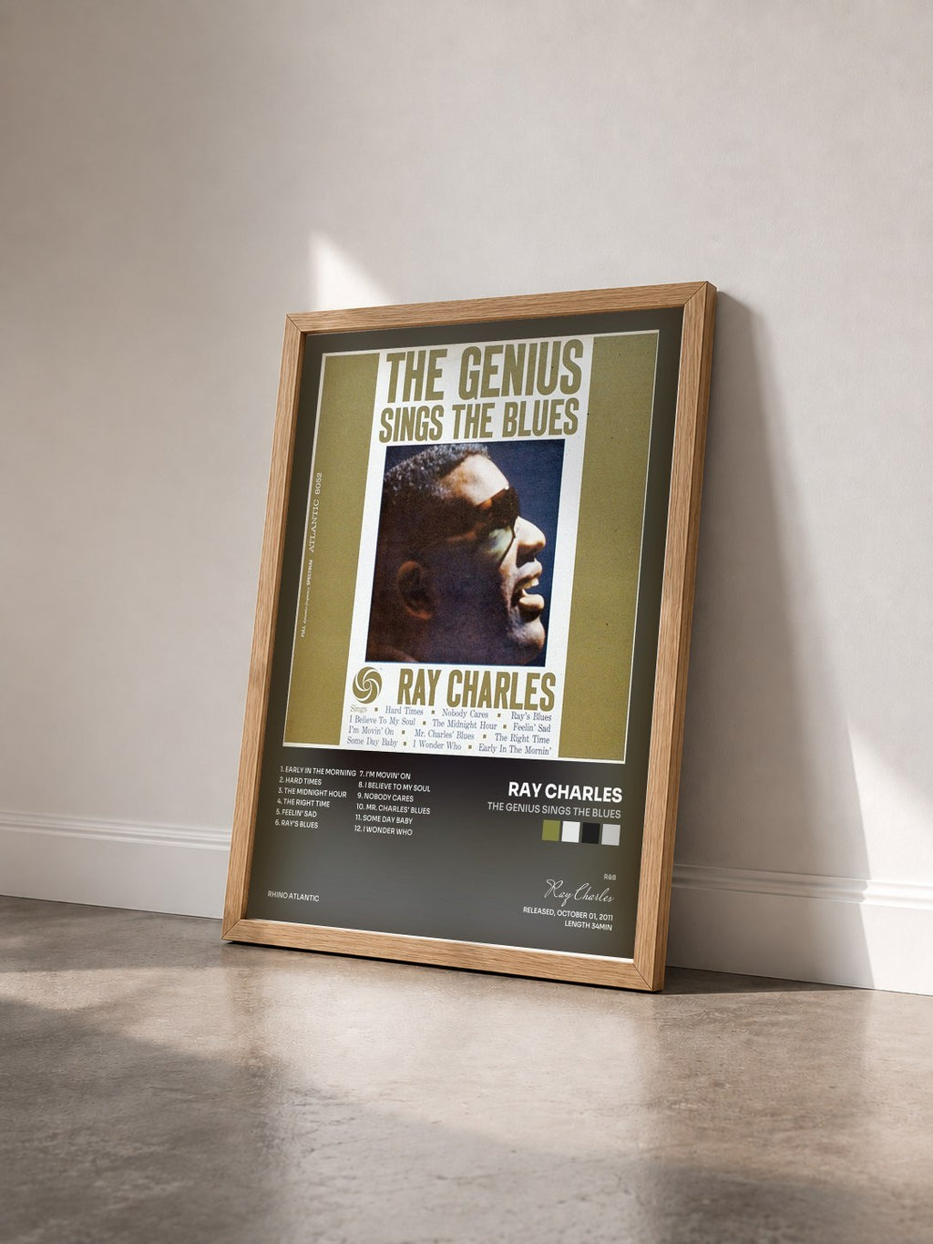 #bois Tableau de l'album The Genius Sings the Blues de Ray Charles vu de trois quarts, cadre en bois brut