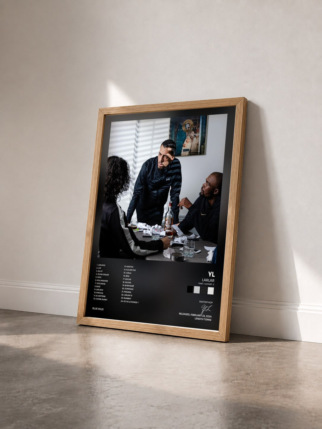 #bois Tableau de l'album LARLAR (Part. 1 & Part. 2) de YL vu de trois quarts, cadre en bois brut