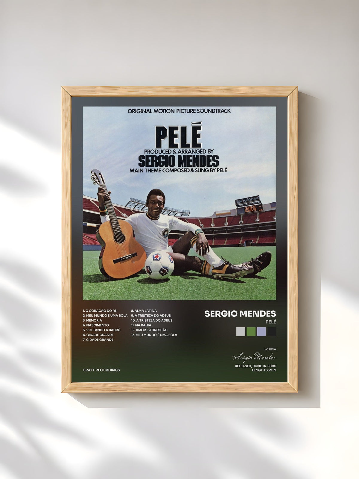 #bois Tableau de l'album Pelé de Sergio Mendes, cadre en bois brut, imprimé et encadré en France