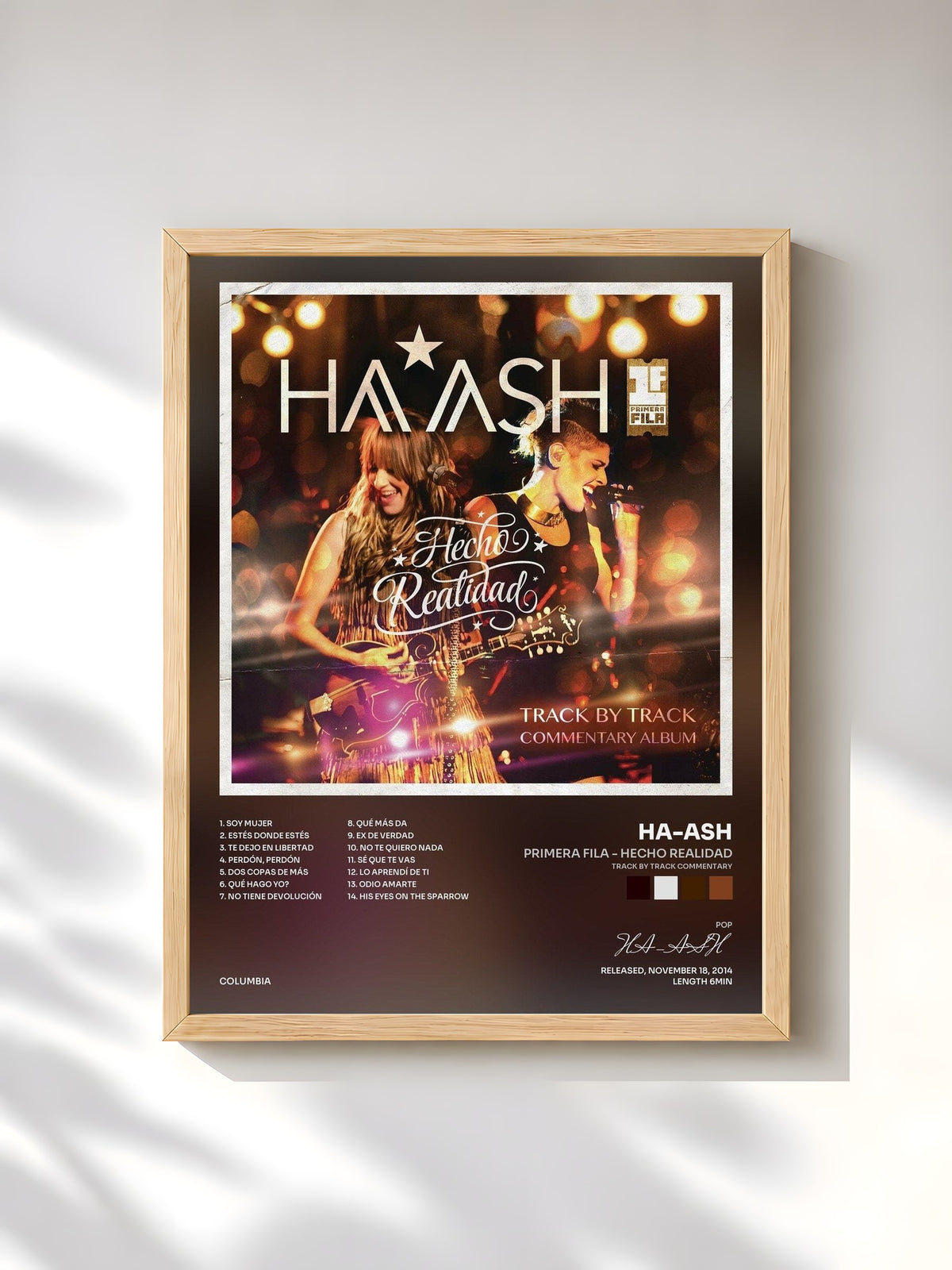 #bois Tableau de l'album Primera Fila - Hecho Realidad (Track by Track Commentary) de HA-ASH, cadre en bois brut, imprimé et encadré en France