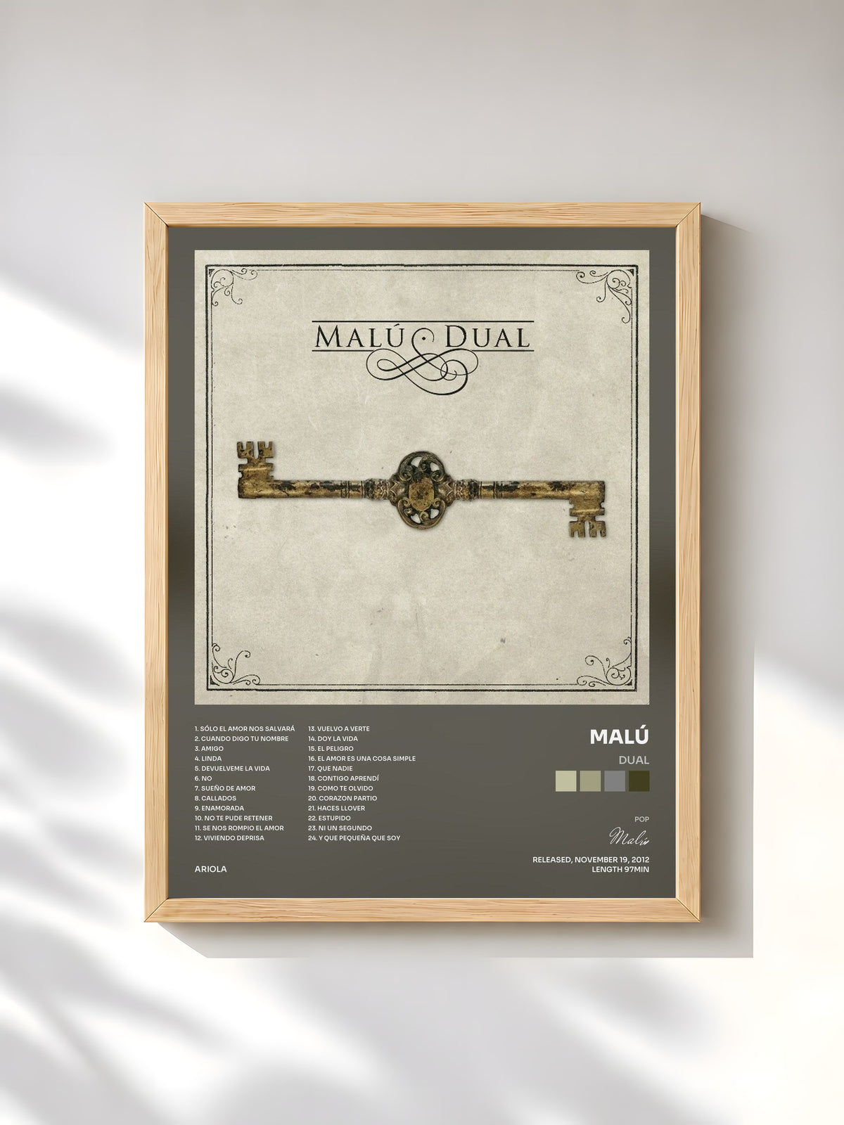 #bois Tableau de l'album Dual de Malú, cadre en bois brut, imprimé et encadré en France
