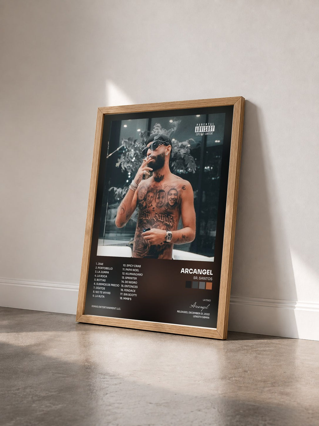 #bois Tableau de l'album SR. SANTOS de Arcangel vu de trois quarts, cadre en bois brut